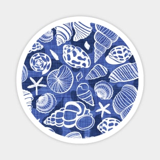 Sea treasures // pattern // electric blue faux texture background catalina blue shadows white delineated seashells Magnet